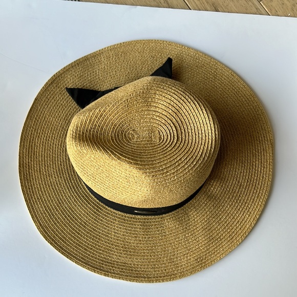 Like NEW! Capelli Hat w/ black ribbon band - Picture 2 of 5